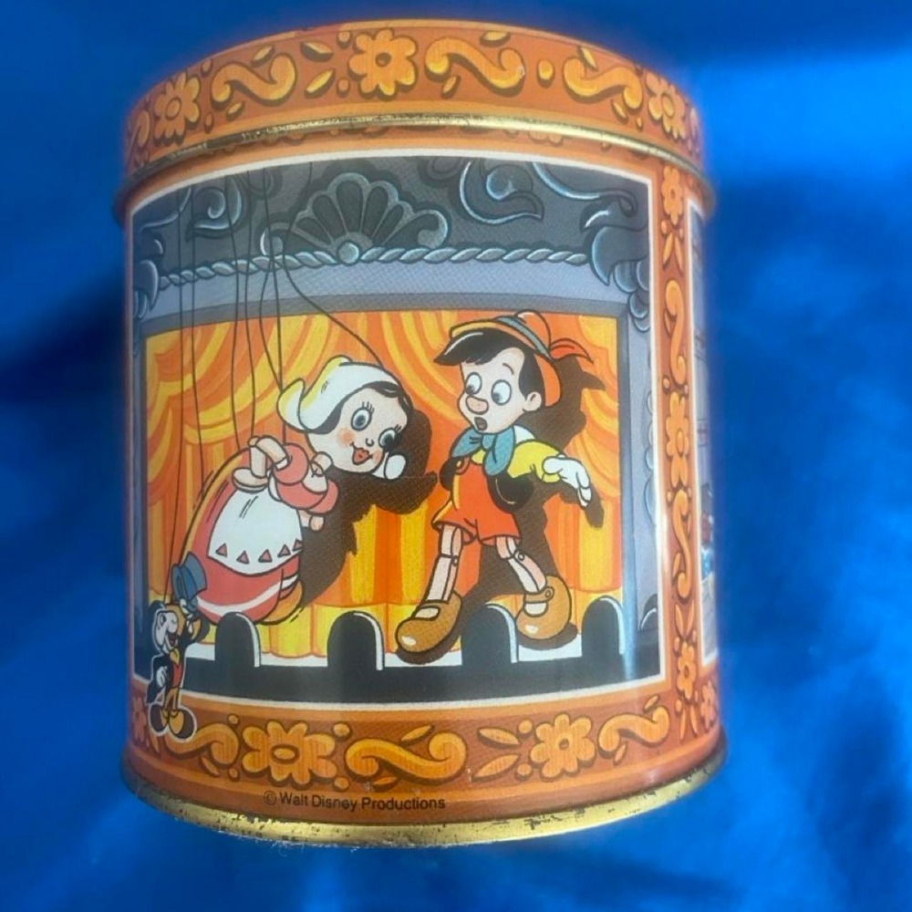 Pinocchio Tin